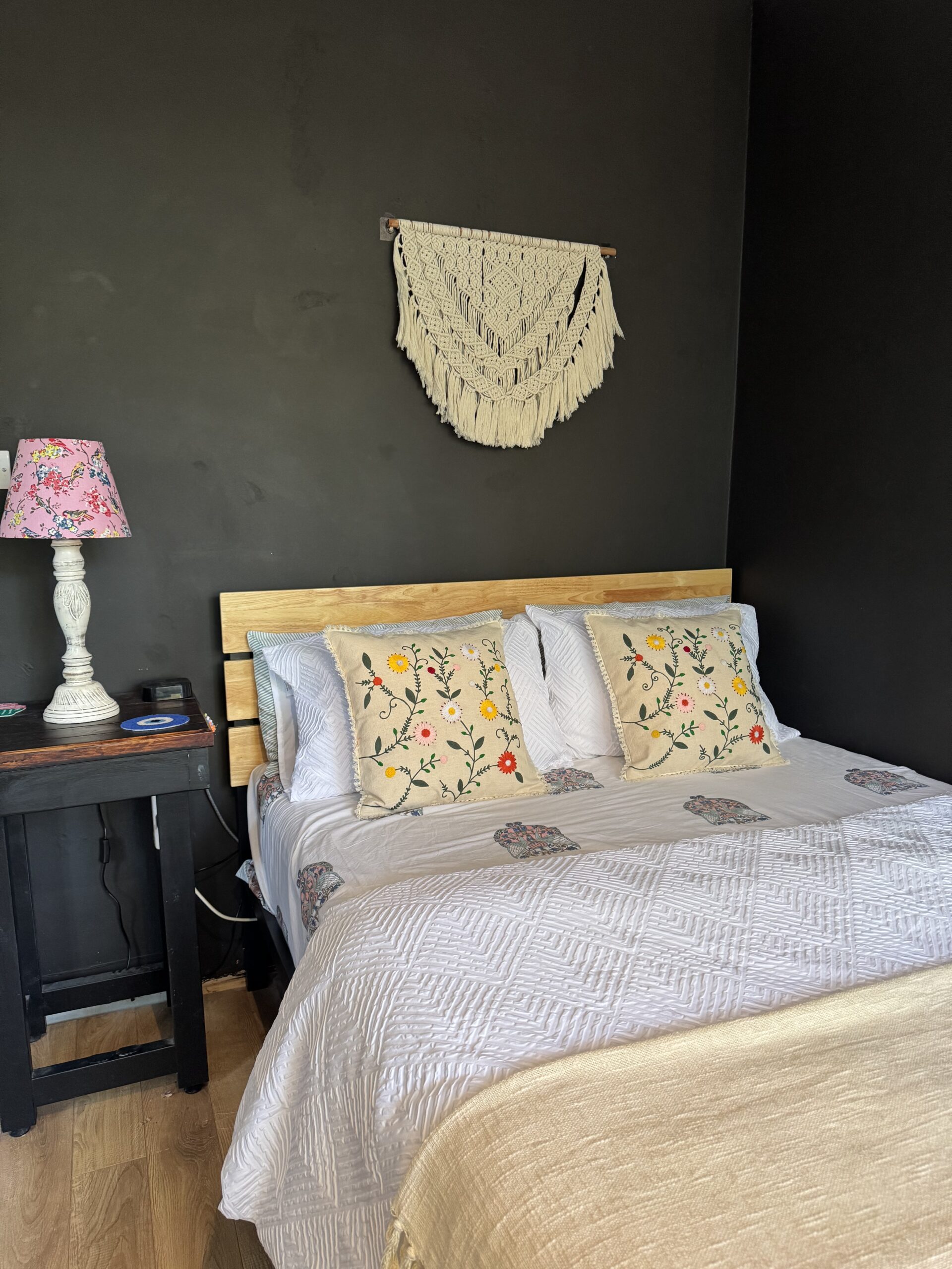 Handwoven Jaipur Cream Cotton Throw Blanket - Image 4